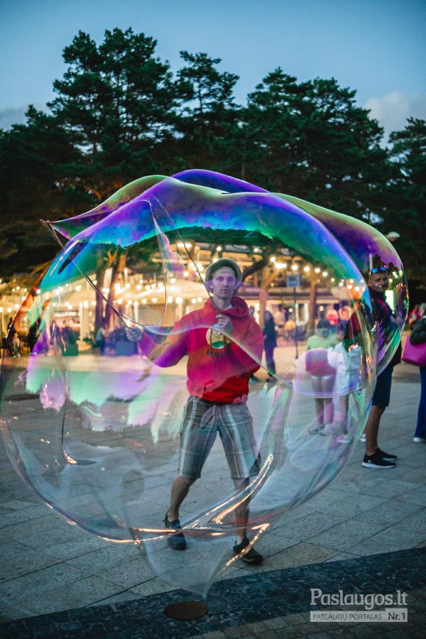 Bubble Dude galerijos nuotrauka 2